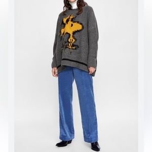 NWT Graphic Zara Knit x Peanuts Woodstock oversized knit sweater-repaired